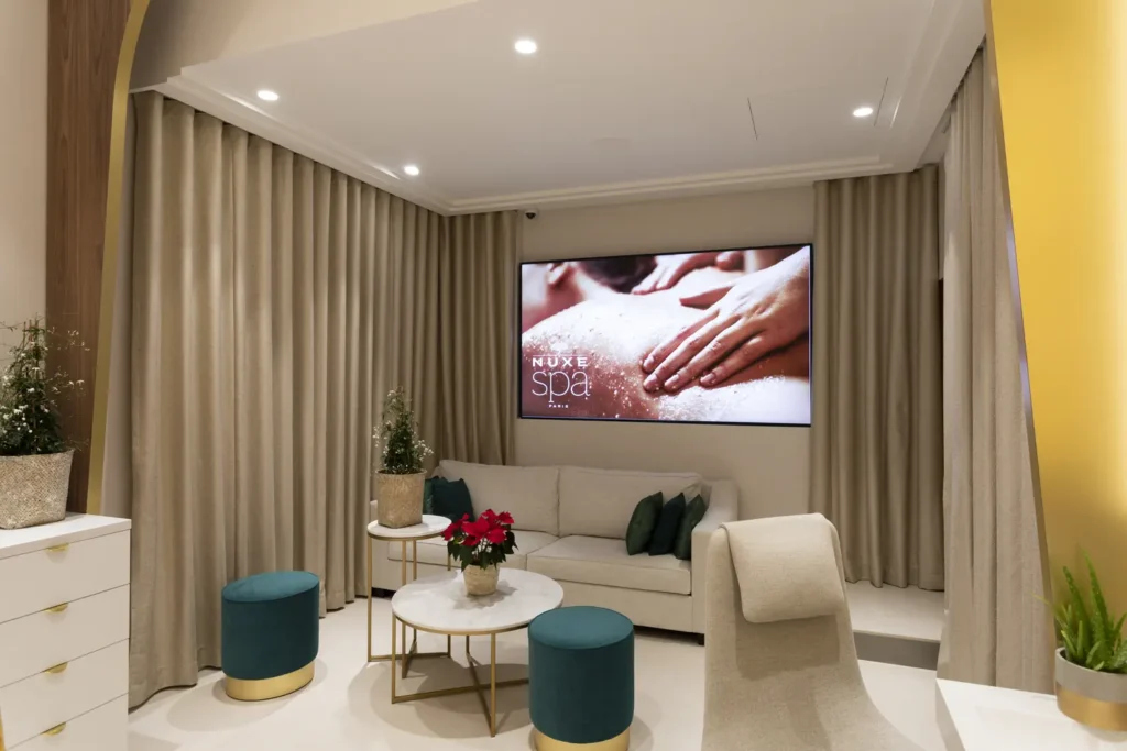 Projet NUXE - Photo 3 | Artis@franckbeloncle