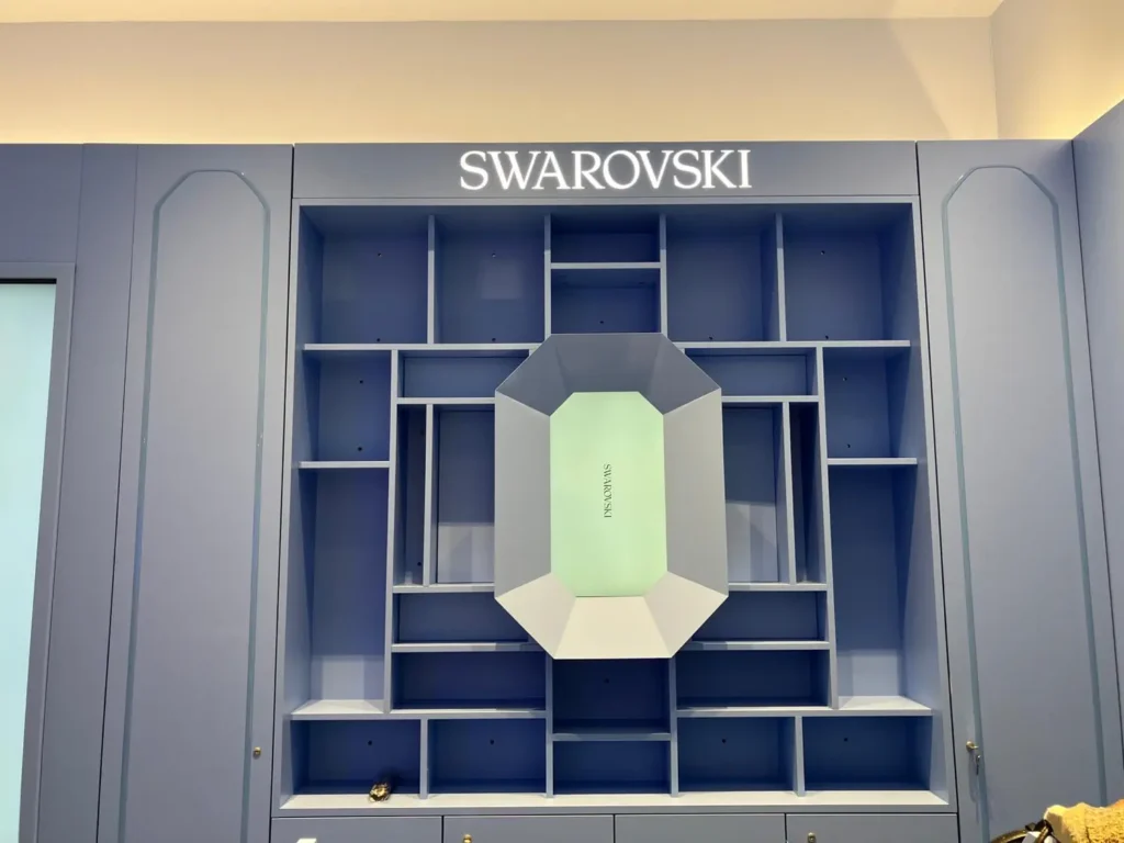 Projet SWAROVSKI - Photo 3 | Artis