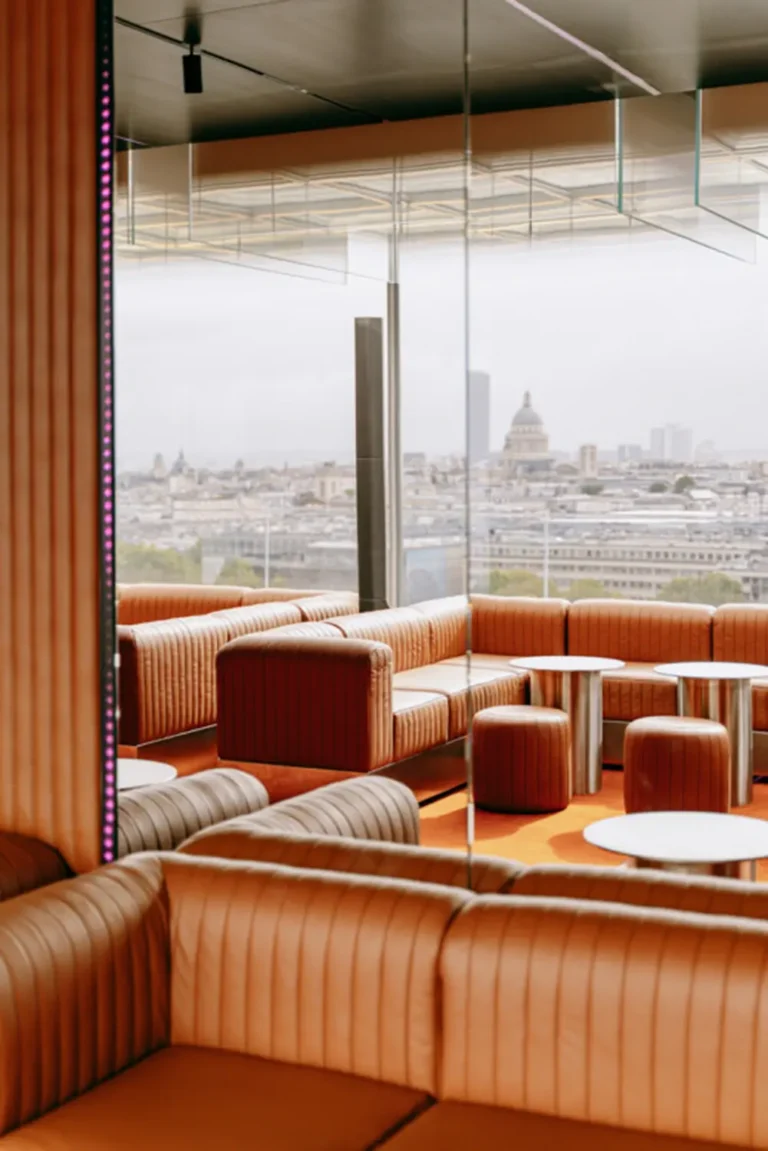 1 ARTIS BONNIE photoentete